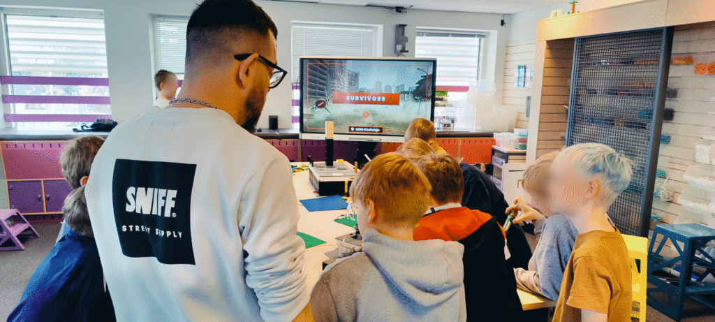 LEGO Survivors aktivitet